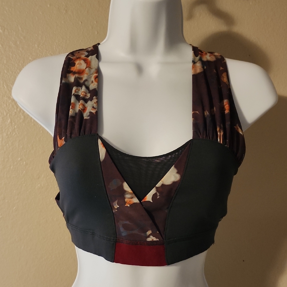 Floral Patterned Sports Bra